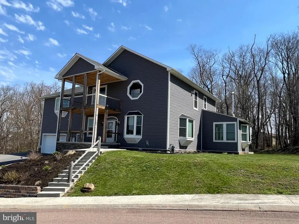 121 Braddock Hts, Frostburg