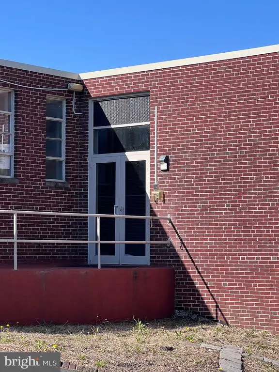 501 Graber Aly #2-1, RED HILL