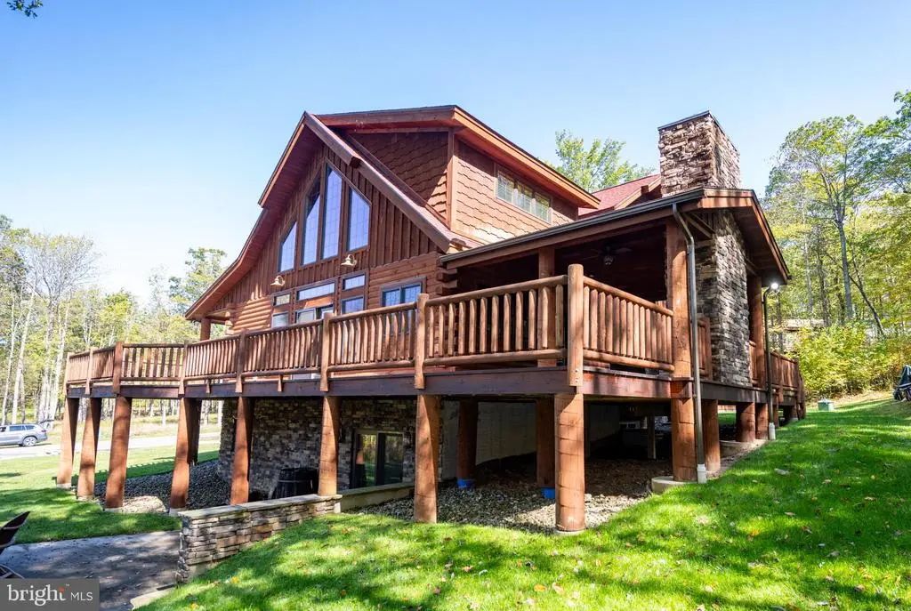 360 Biltmore Vw, MC HENRY