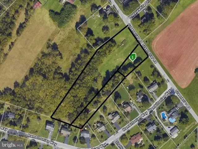 1185 Greenbriar Rd, York