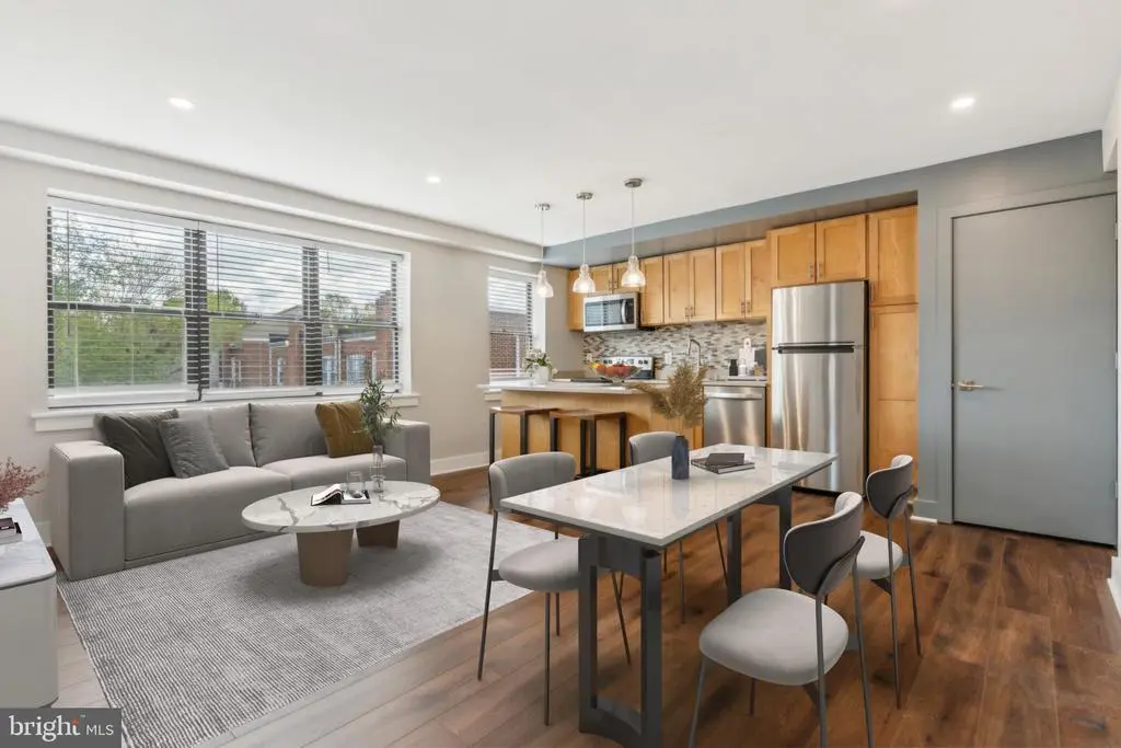 212 Oakwood St Se #218, WASHINGTON