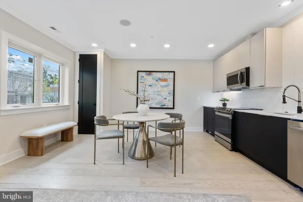 2305 Nicholson Se #202, WASHINGTON