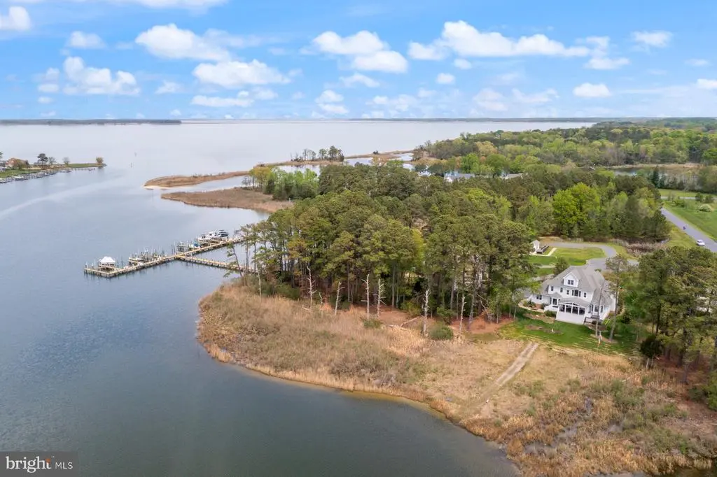 109 Starboard Ct, Grasonville