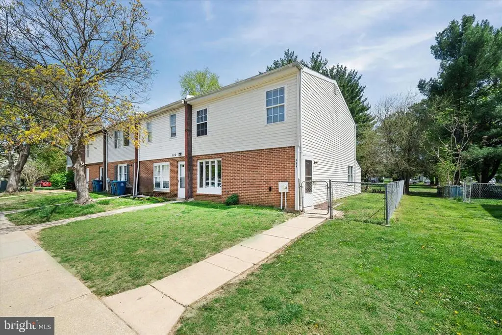 124 Huntsman Dr, Elkton