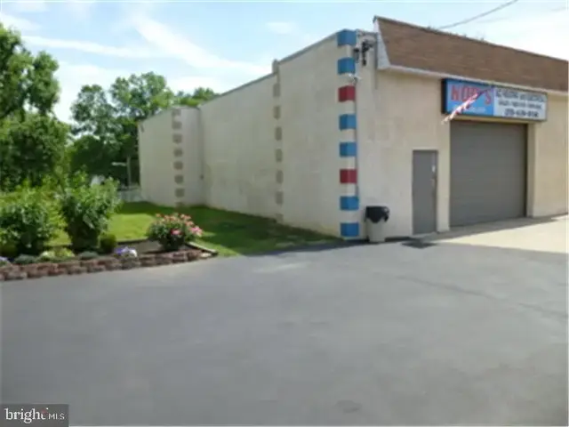829 Bristol Pike, Bensalem