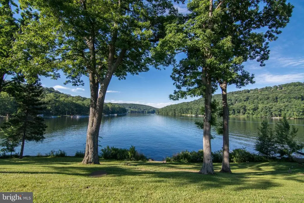 Lot 4 Point View Sub Deep Creek Dr, Mc Henry