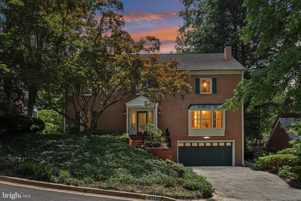 5110 Duvall Dr, Bethesda