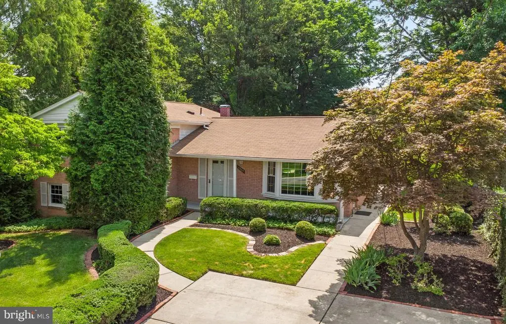 13003 Hathaway Dr, Silver Spring