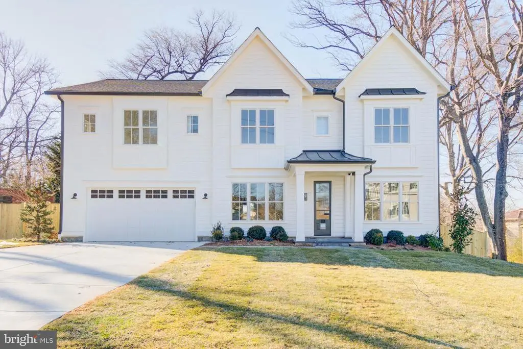 7408 Pyle Rd, BETHESDA