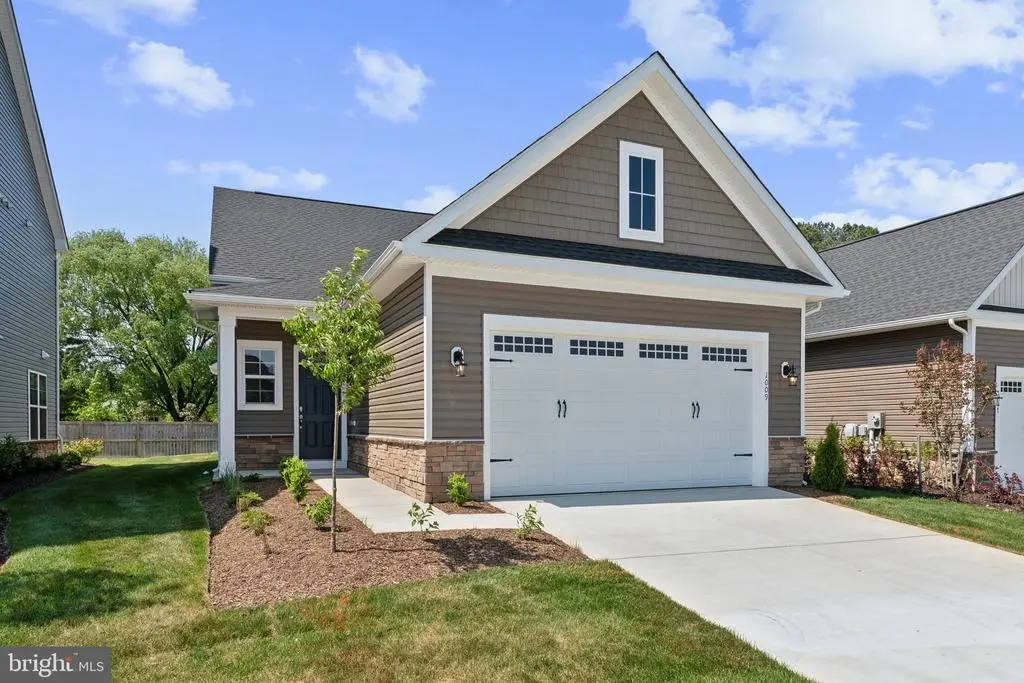 1009 Champlain Ct, TRAPPE