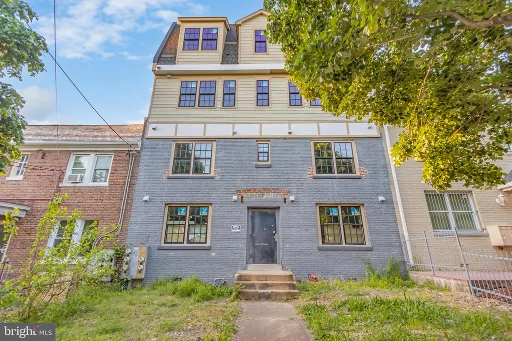 1622 R St Se, Washington