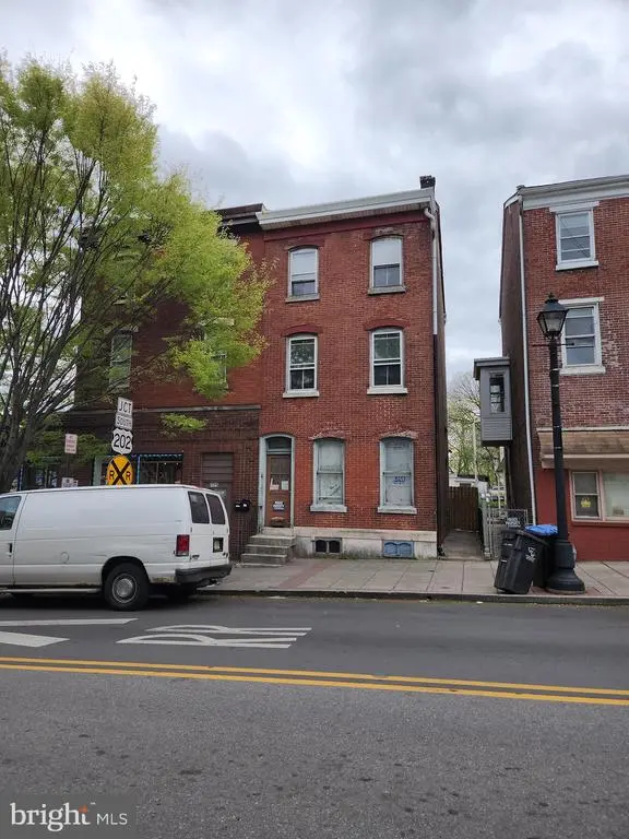 328 W Marshall St, Norristown