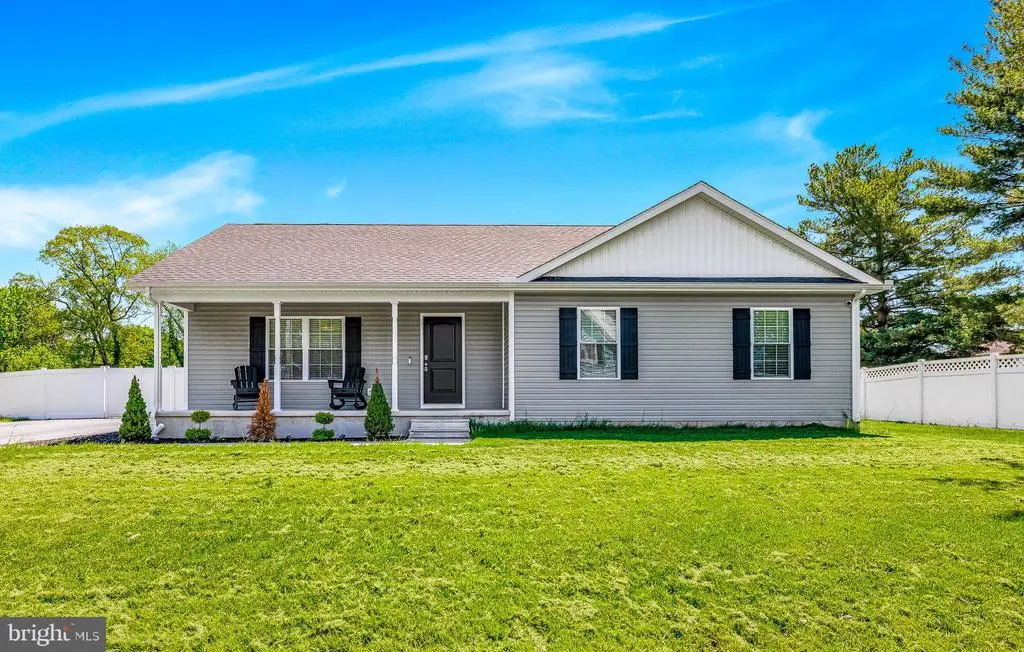 631 W Mount Vernon St, Smyrna