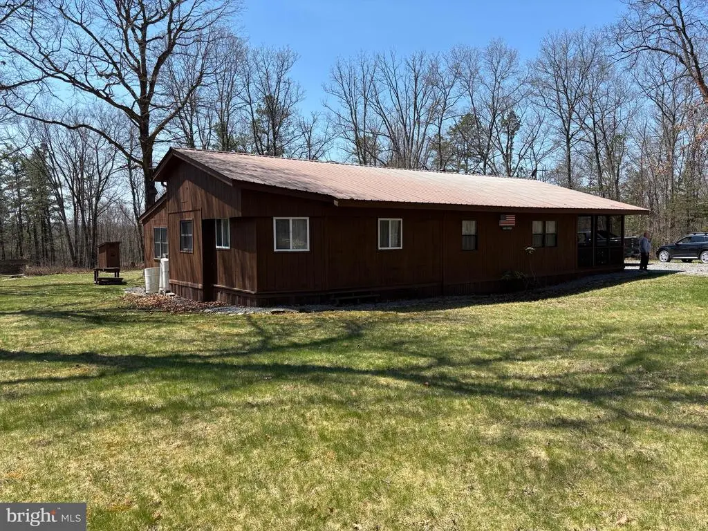 1066 Eddy Ridge Rd, MOSHANNON