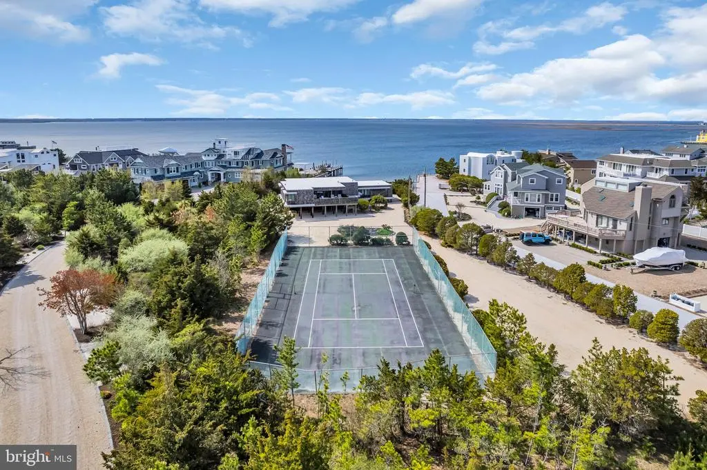 128 Long Beach, LONG BEACH TOWNSHIP