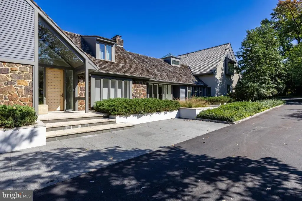 95 Lane Of Acres, HADDONFIELD