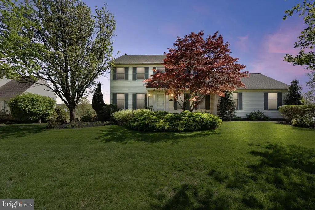 4488 Country View Dr, Doylestown