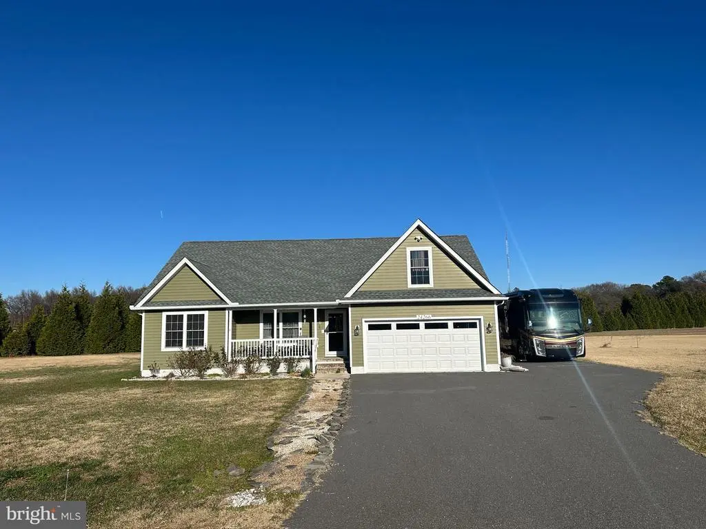 24266 Fox Run, Seaford