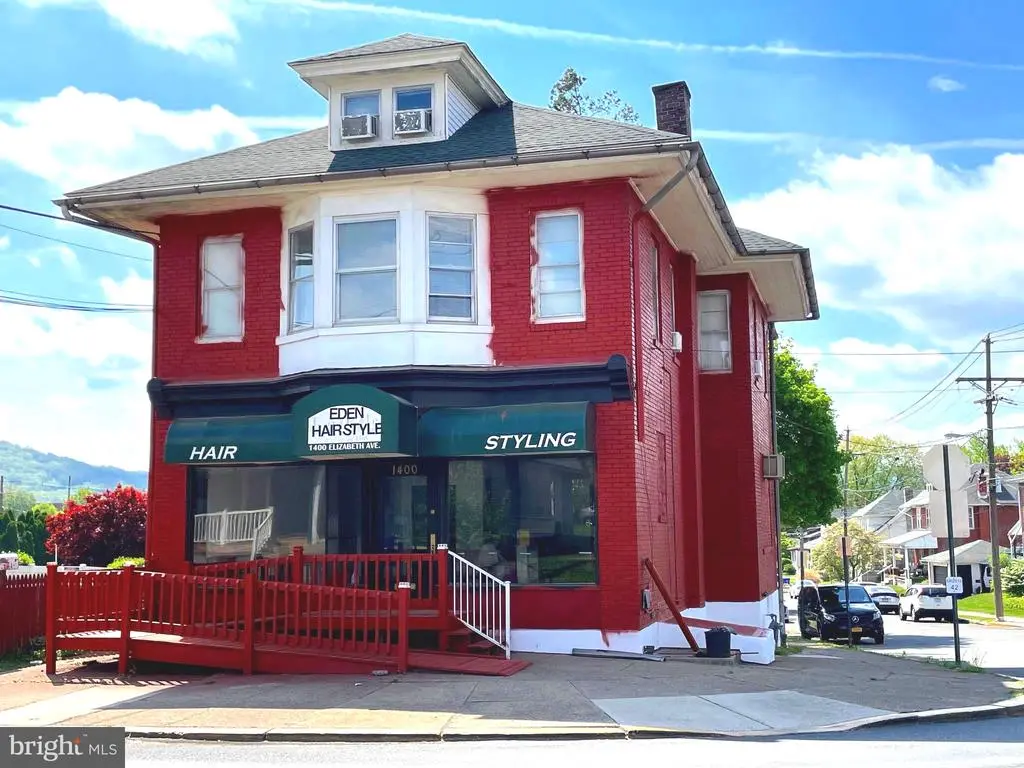 1400 Elizabeth, Reading