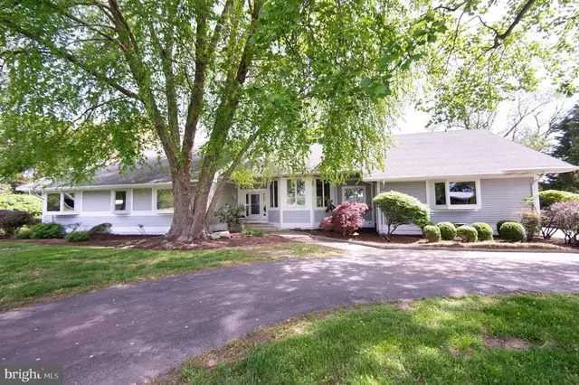2210 Horns Point Rd, Cambridge