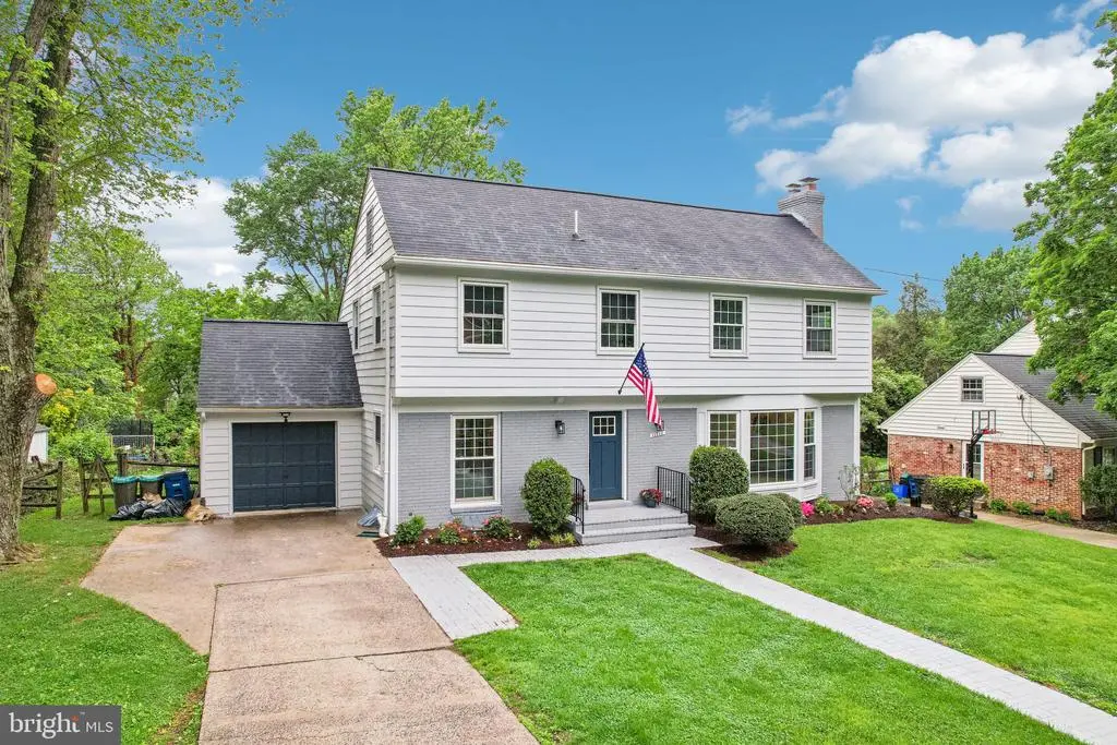 11710 Magruder Ln, Rockville