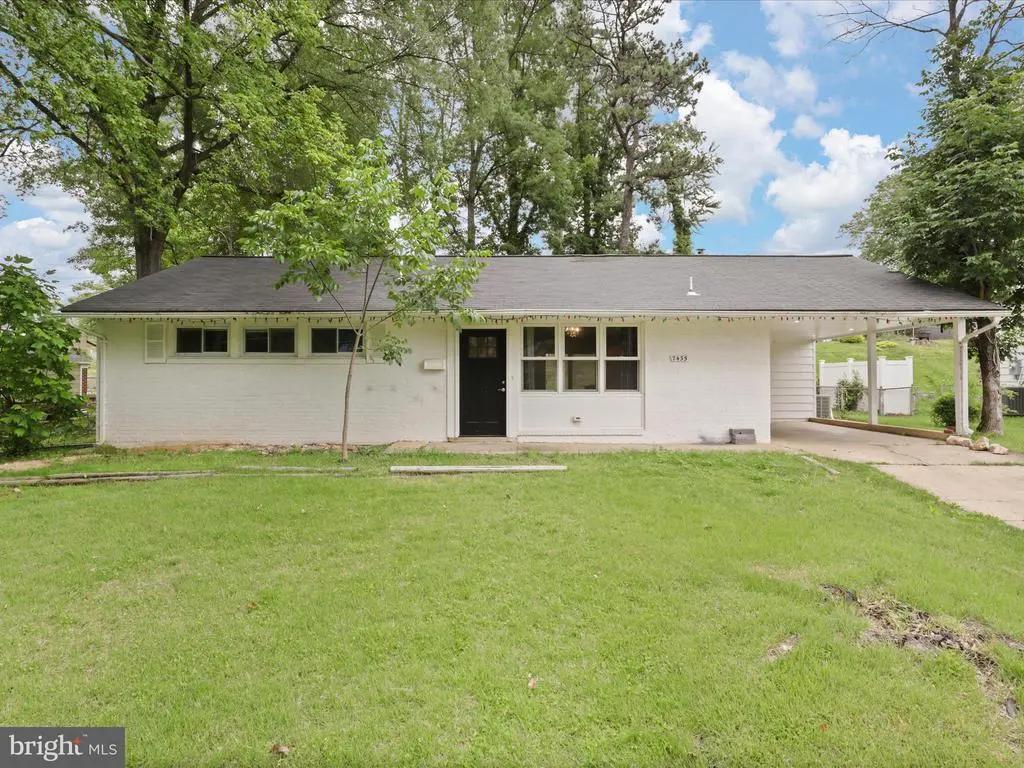 7435 Bath St, SPRINGFIELD