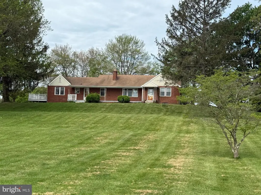 8600 Gue Rd, Damascus