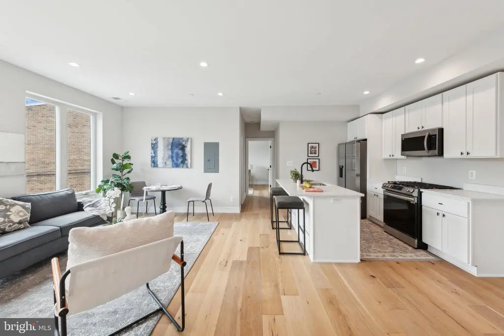 1955 Fairlawn St Se #203, WASHINGTON