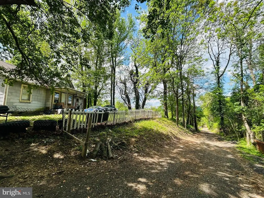 1701 Ferguson Ln, FORT WASHINGTON