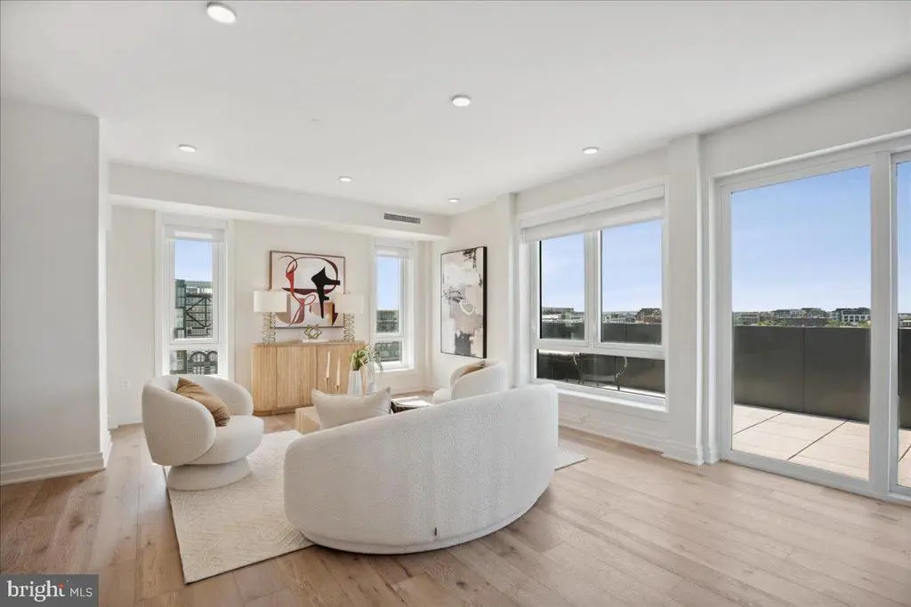 923 V St Nw #601, WASHINGTON