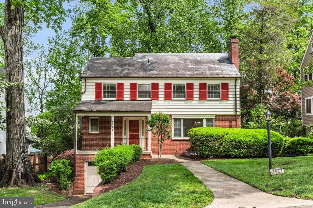 1529 Red Oak Dr, Silver Spring