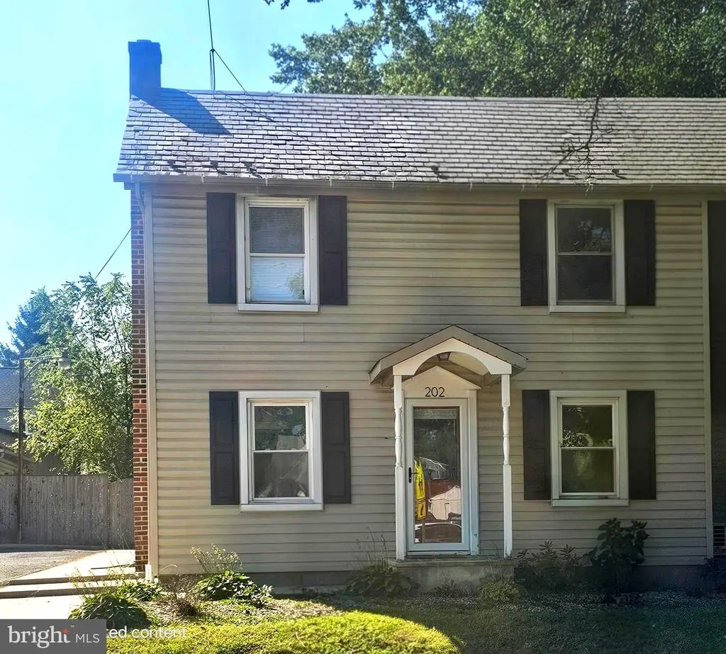 202 W Main St, RISING SUN