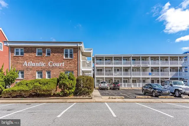 12 72nd St #201, Ocean City