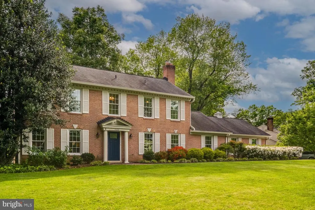 4600 Flower Valley Dr, Rockville