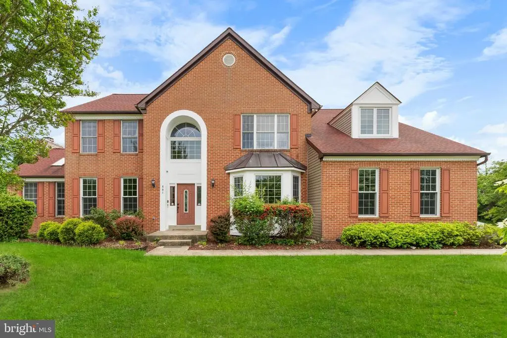 601 James Ridge Rd, Bowie