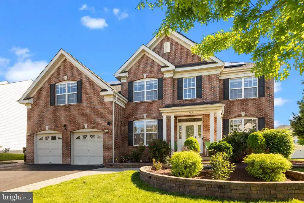323 Palton Rd, BENSALEM