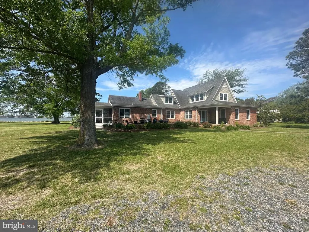 1317 Broadview Dr, Cambridge