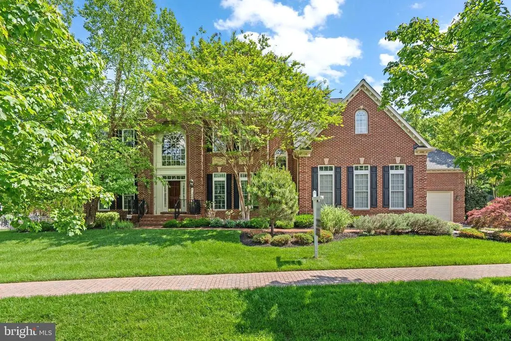 11209 Greenbriar Preserve Ln, Potomac