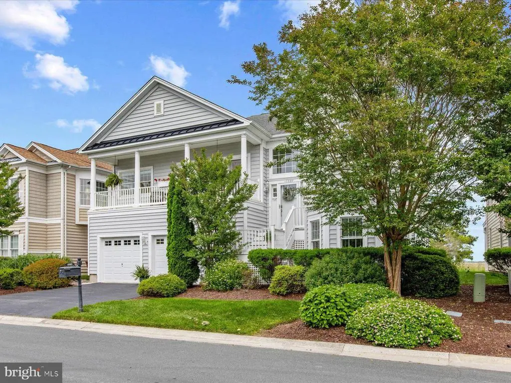 12337 Hidden Bay Dr, Berlin