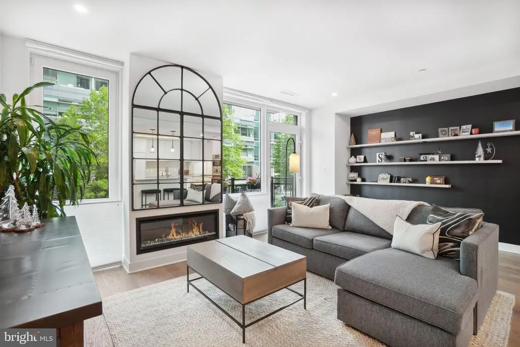 37 L St Se #201, WASHINGTON