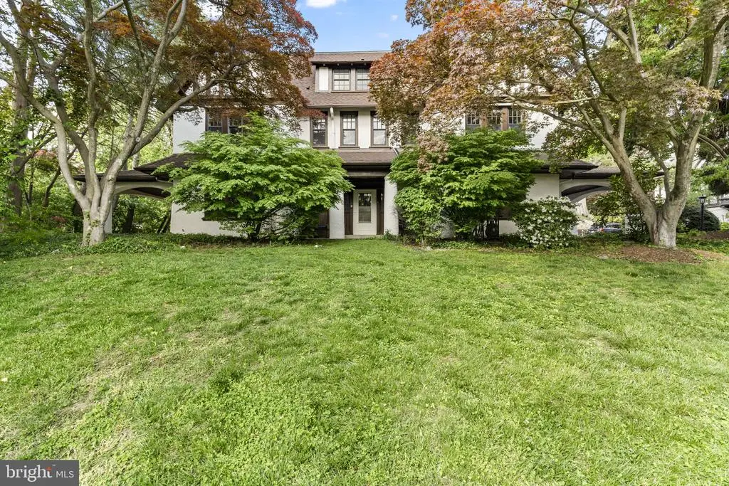 1007 Valley Rd, Elkins Park