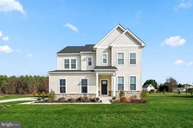 409 Crownleaf Dr, Middletown