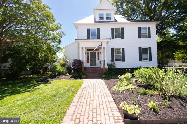 116 Oakley St, Cambridge