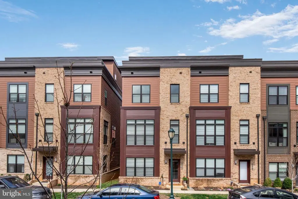 3323 Woodland Phlox St, Rockville