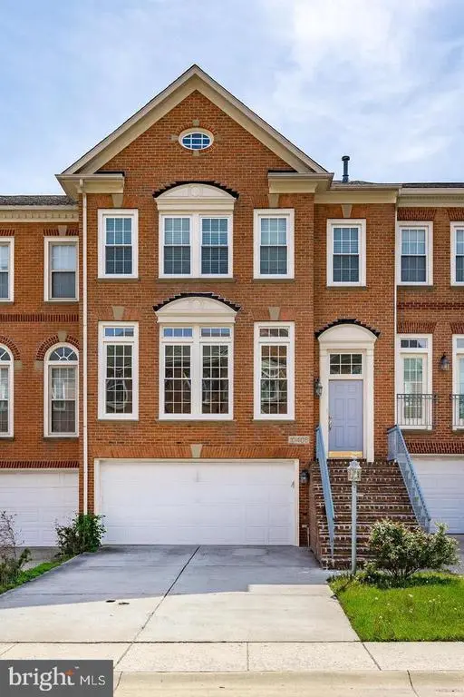 10406 Overgate Pl, Potomac