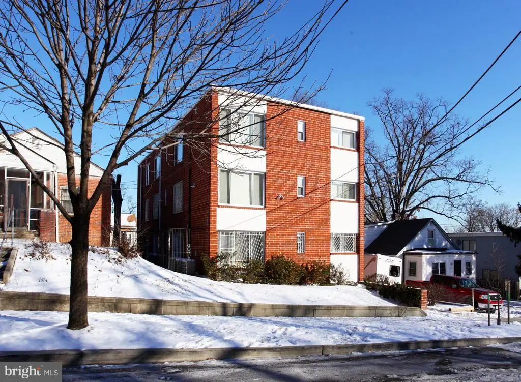 4420 B St Se, WASHINGTON