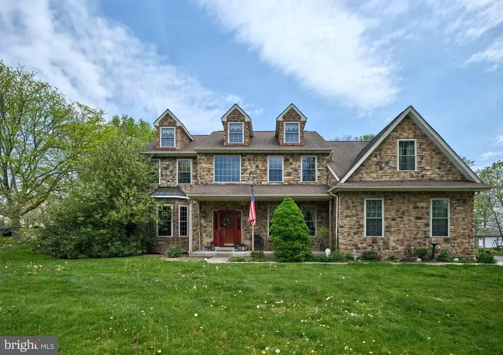 3474 Pond View Dr, CHALFONT