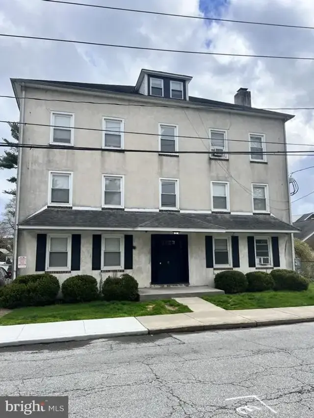 11 New St #4, Newark