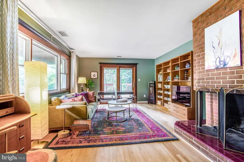 11202 Stephen Ln, Beltsville