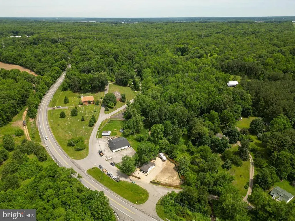 10800 Merrimack Pl, Newburg